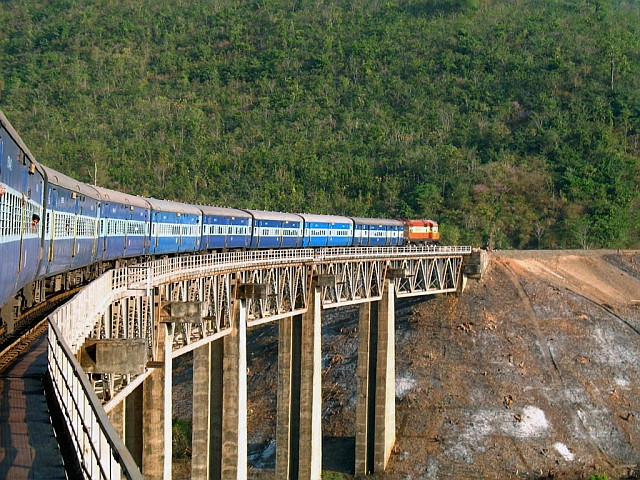 Is Id Card Required For Train Travel